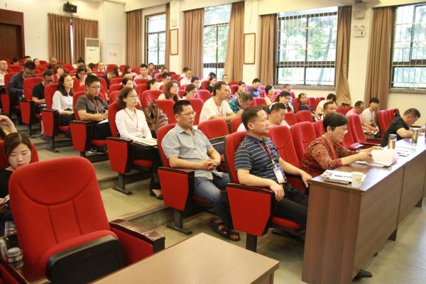 邵阳市党外知识分子培训班顺利举行