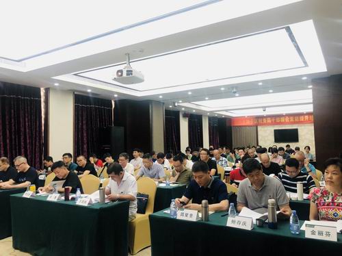 学员们的学习课程也是安排得井井头条